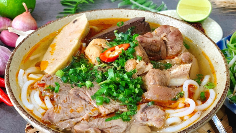 cách nấu bún bò miền trung